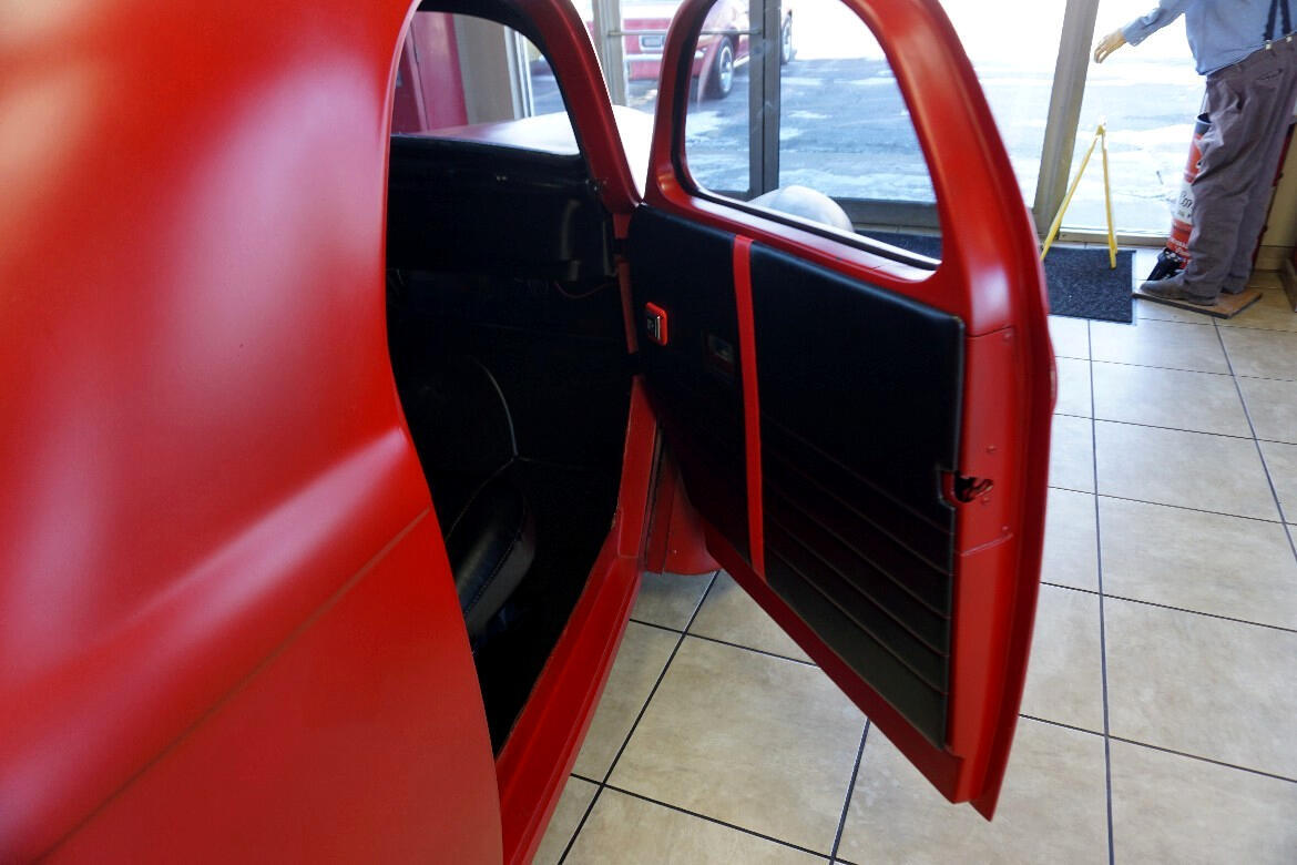 Willys-Coupe-1941-Classic-Car-22
