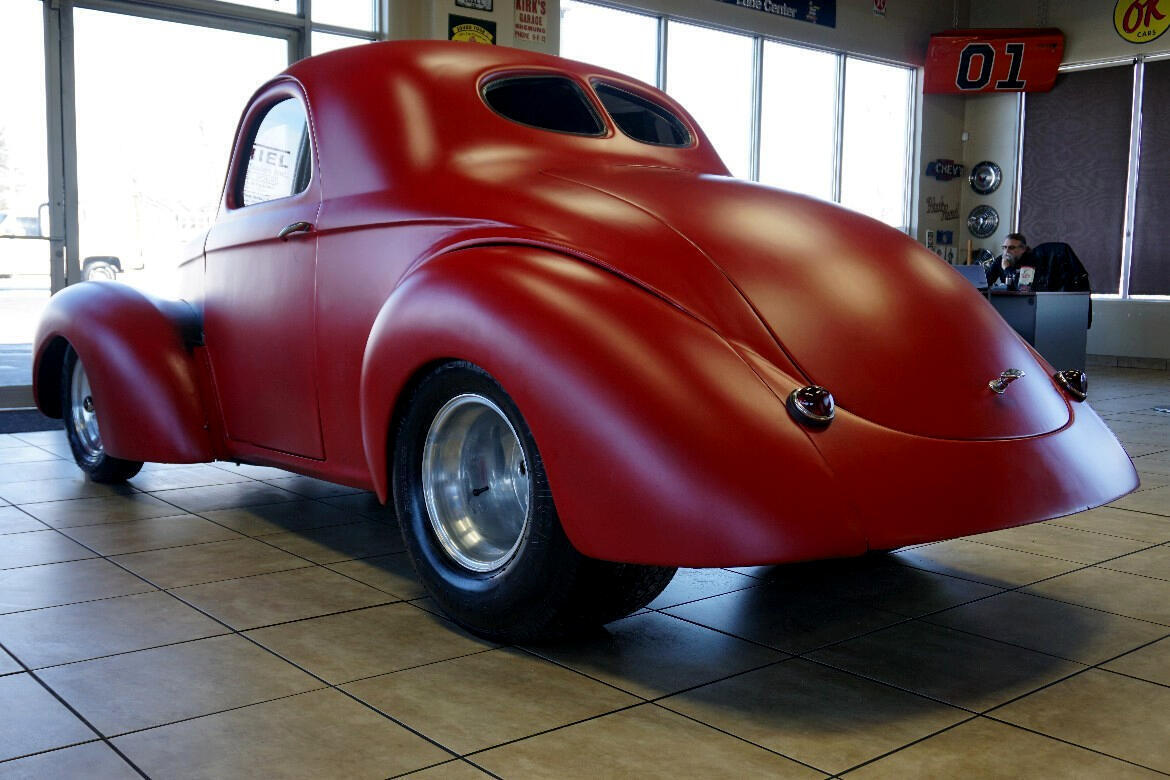 Willys-Coupe-1941-Classic-Car-3