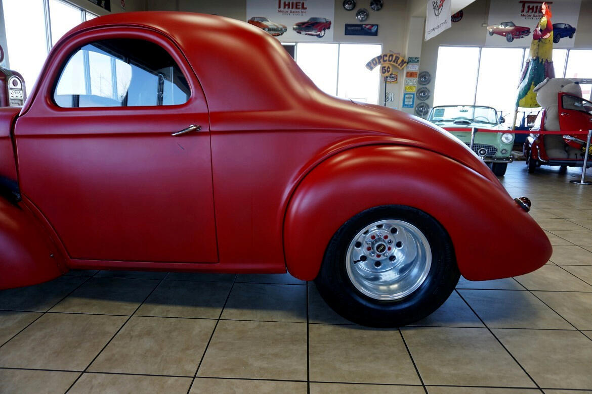 Willys-Coupe-1941-Classic-Car-34