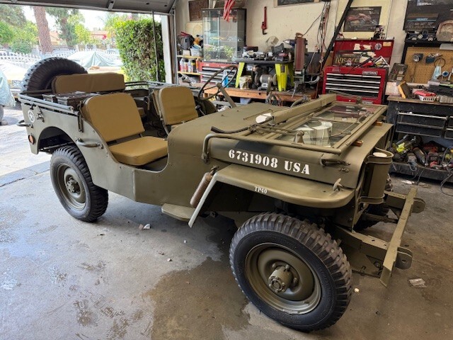 Willys-GPW-1944-Jeep-17