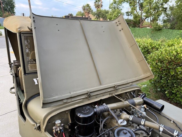 Willys-GPW-1944-Jeep-18