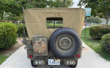 Willys-GPW-1944-Jeep-21