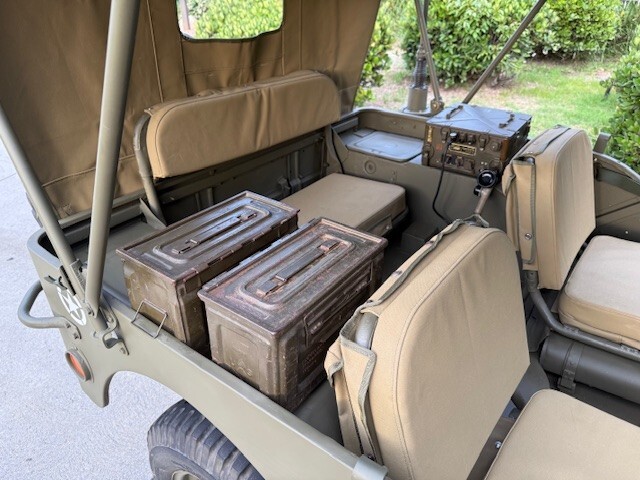 Willys-GPW-1944-Jeep-24