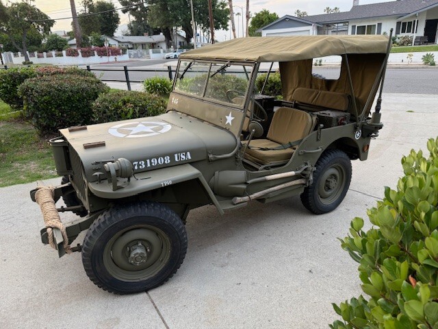 Willys-GPW-1944-Jeep-3