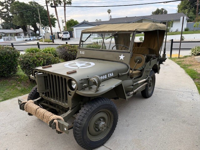 Willys-GPW-1944-Jeep