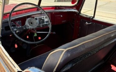 Willys-Jeepster-1949-Convertible-2