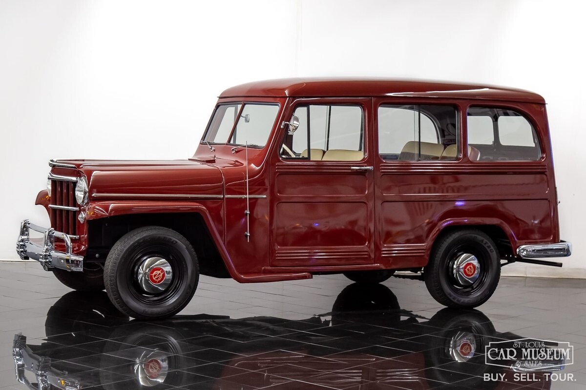 Willys-Kaiser-Jeep-1954-Station-Wagon-1