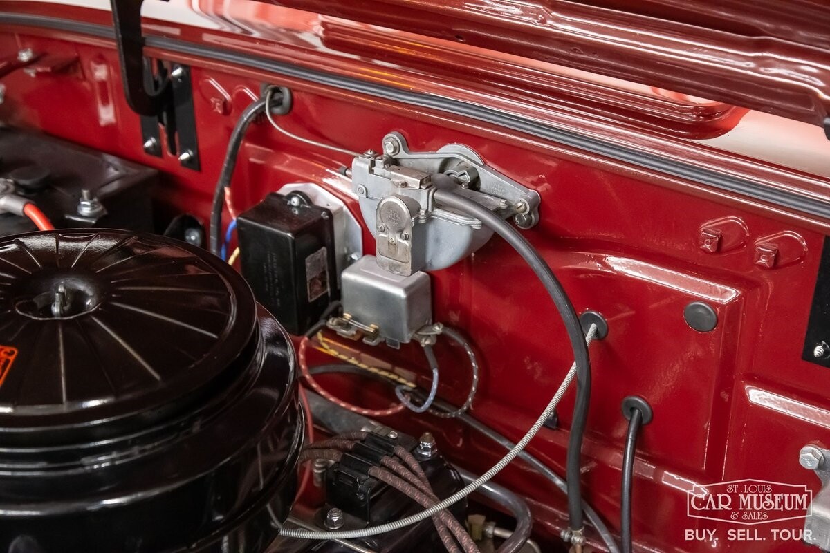 Willys-Kaiser-Jeep-1954-Station-Wagon-23