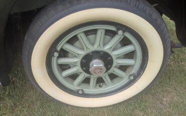Willys-Knight-Model-56-1928-2-door-Sedan-17