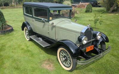 Willys Knight Model 56 1928 2 door Sedan