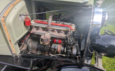 Willys-Knight-Model-56-1928-2-door-Sedan-8