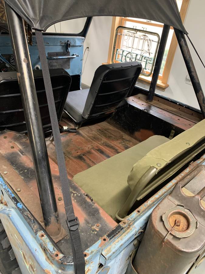 Willys-M38a1-1954-blue-6