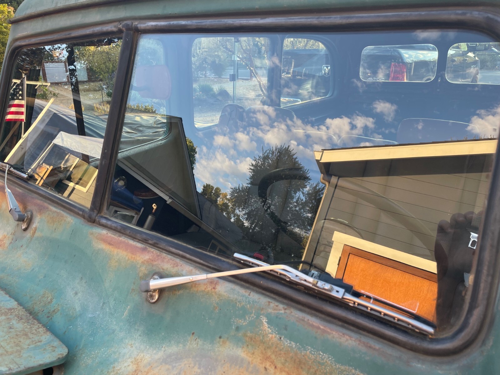 Willys-Overland-Wagon-EV-1951-Wagon-23
