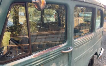 Willys-Overland-Wagon-EV-1951-Wagon-24