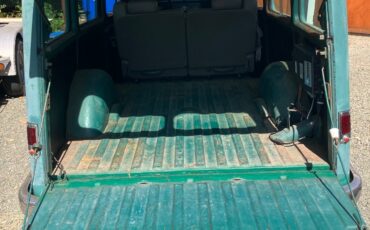 Willys-Overland-Wagon-EV-1951-Wagon-26
