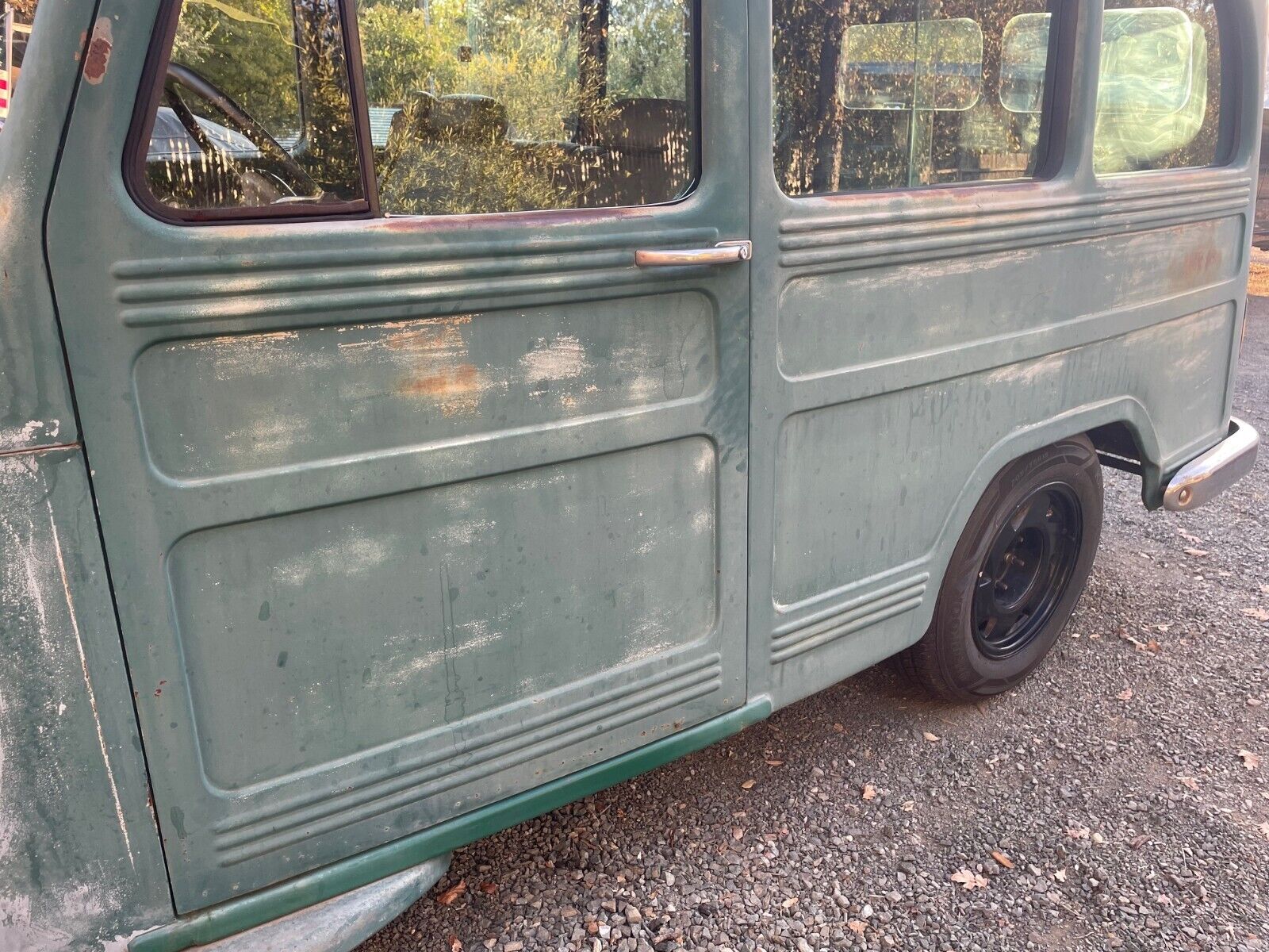 Willys-Overland-Wagon-EV-1951-Wagon-7