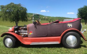 Willys-Overland-touring-1921-grey-21