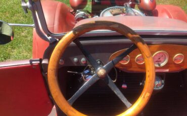 Willys-Overland-touring-1921-grey-9