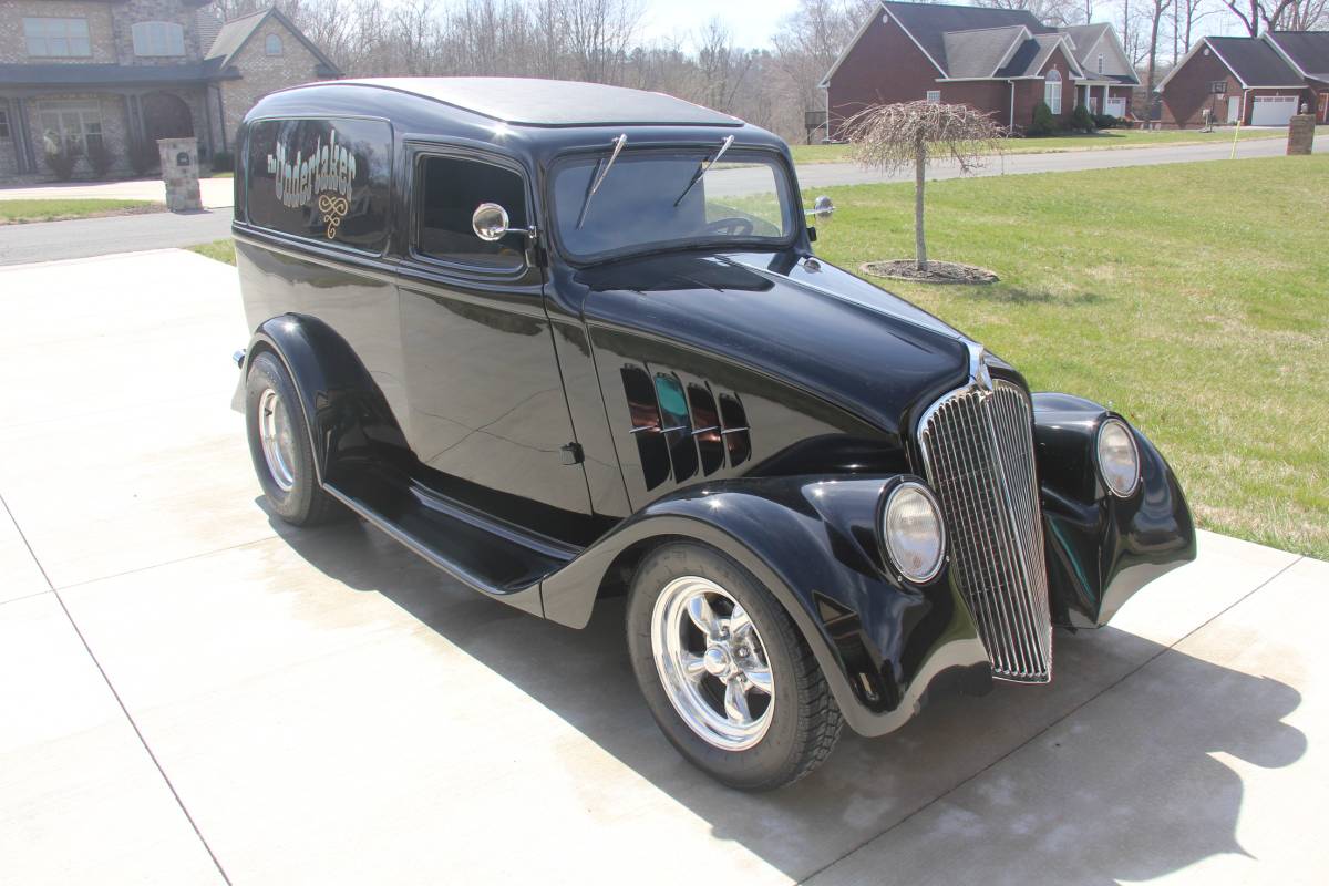Willys Sedan delivery  1933 black