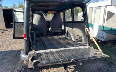 Willys-Utility-wagon-1960-grey-4