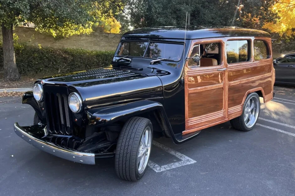 Willys-Willys-1947-Wagon-3