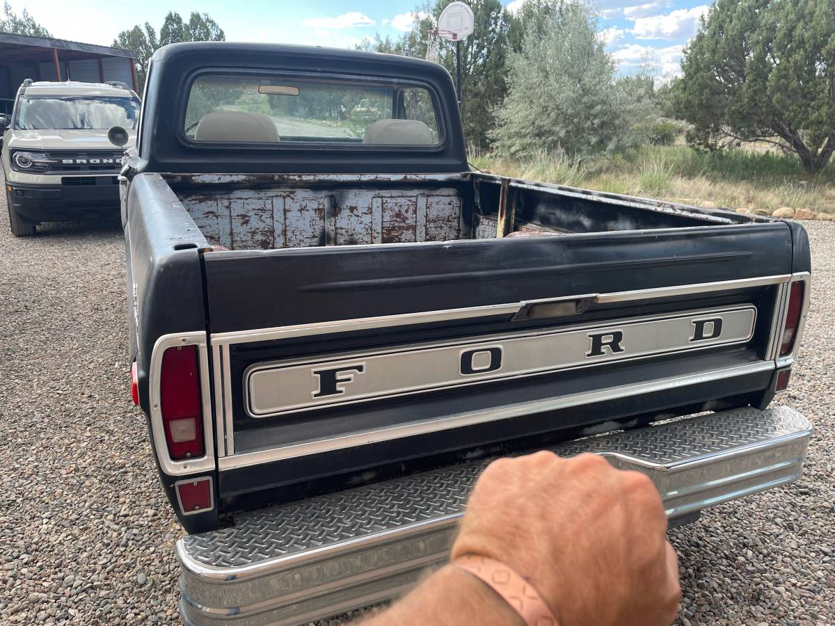 68-ford-pickup-1968-black-3