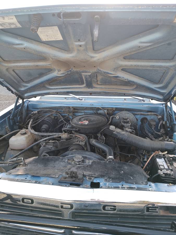 91-dodge-w-150-1991-grey-2