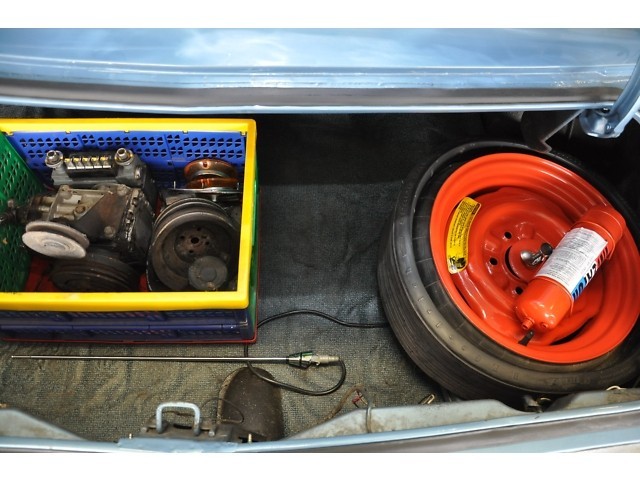 AMC-AMX-1970-Fastback-27