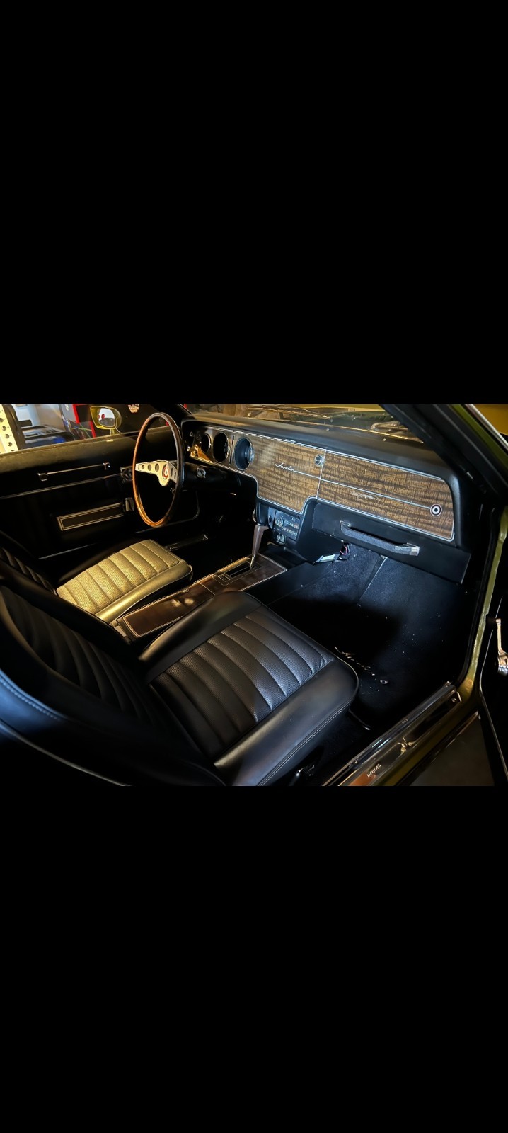 AMC-Javelin-1970-Coupe-14