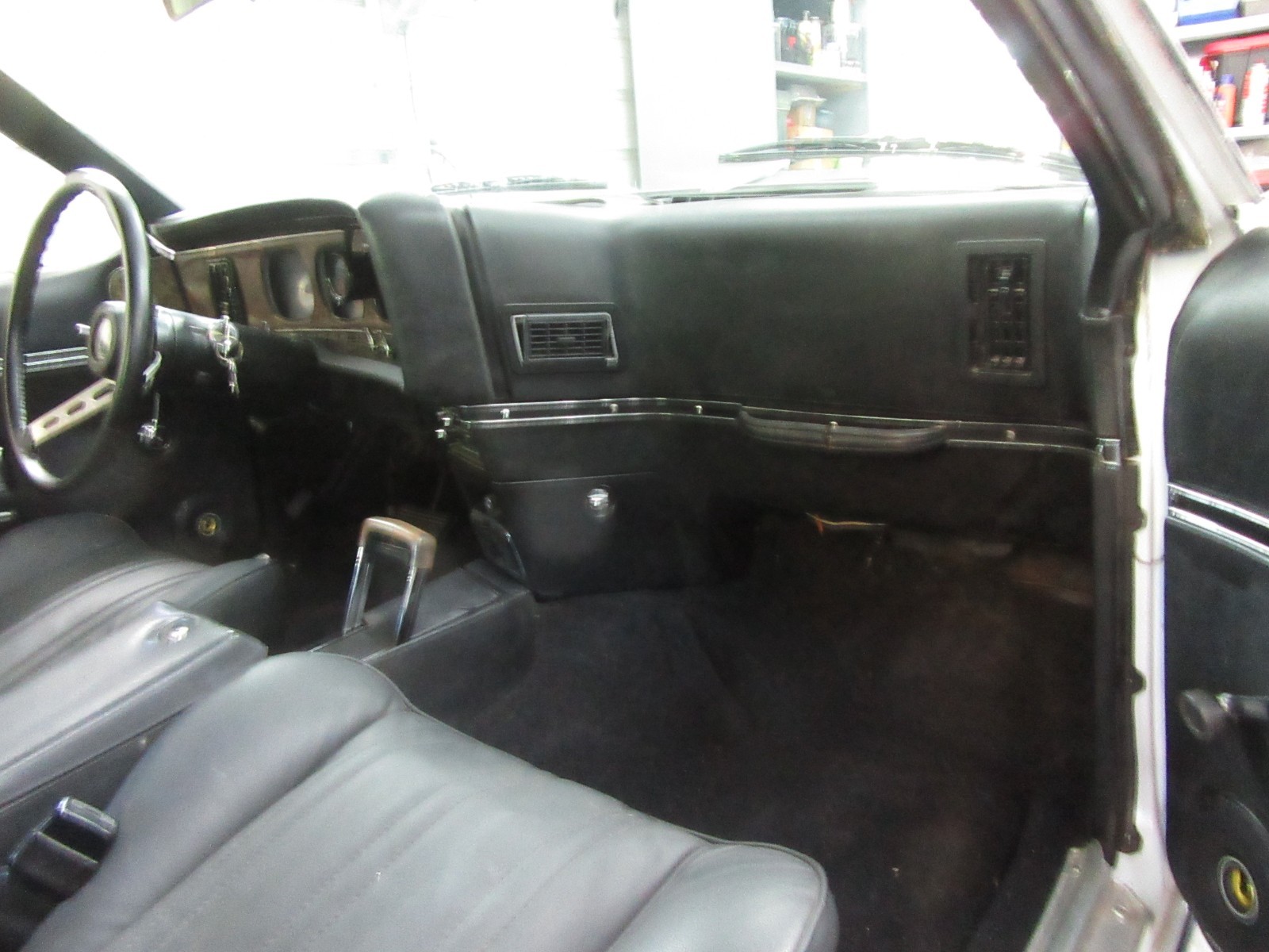 AMC-Javelin-1974-Fastback-12