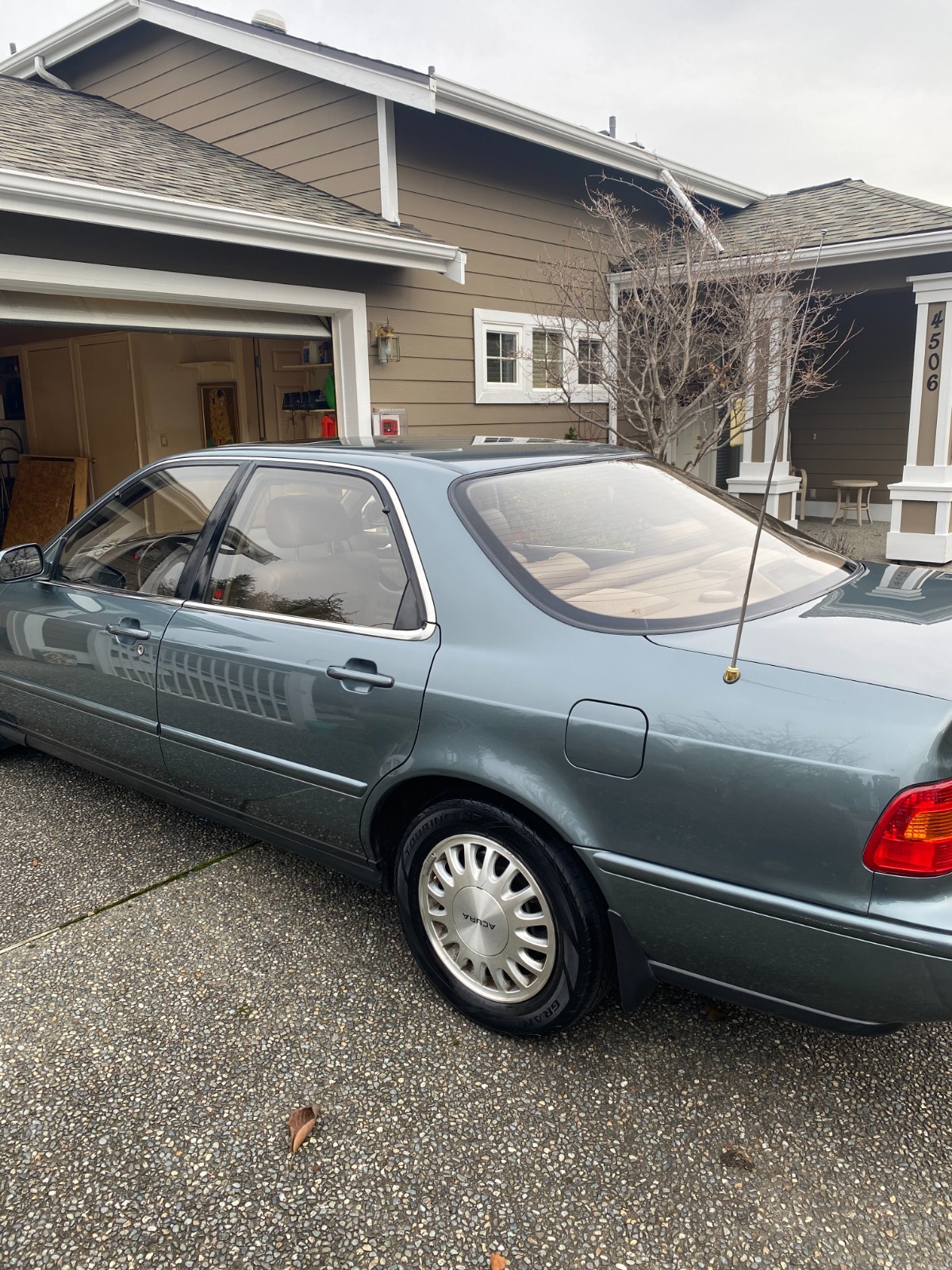Acura-Legend-1993-Sedan-4