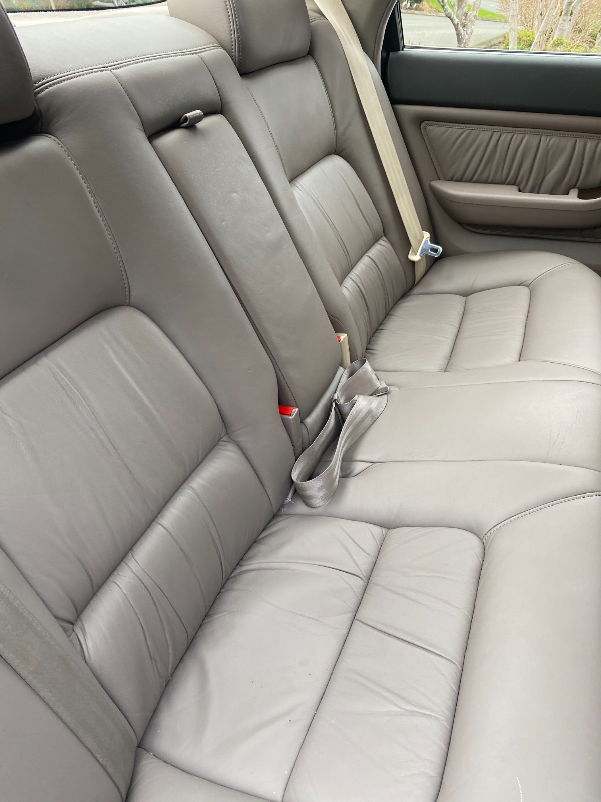 Acura-Legend-1993-Sedan-8