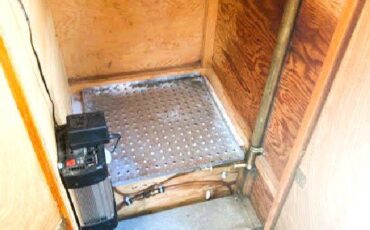 Alaskan-camper-8-foot-with-sleeper-1974-7
