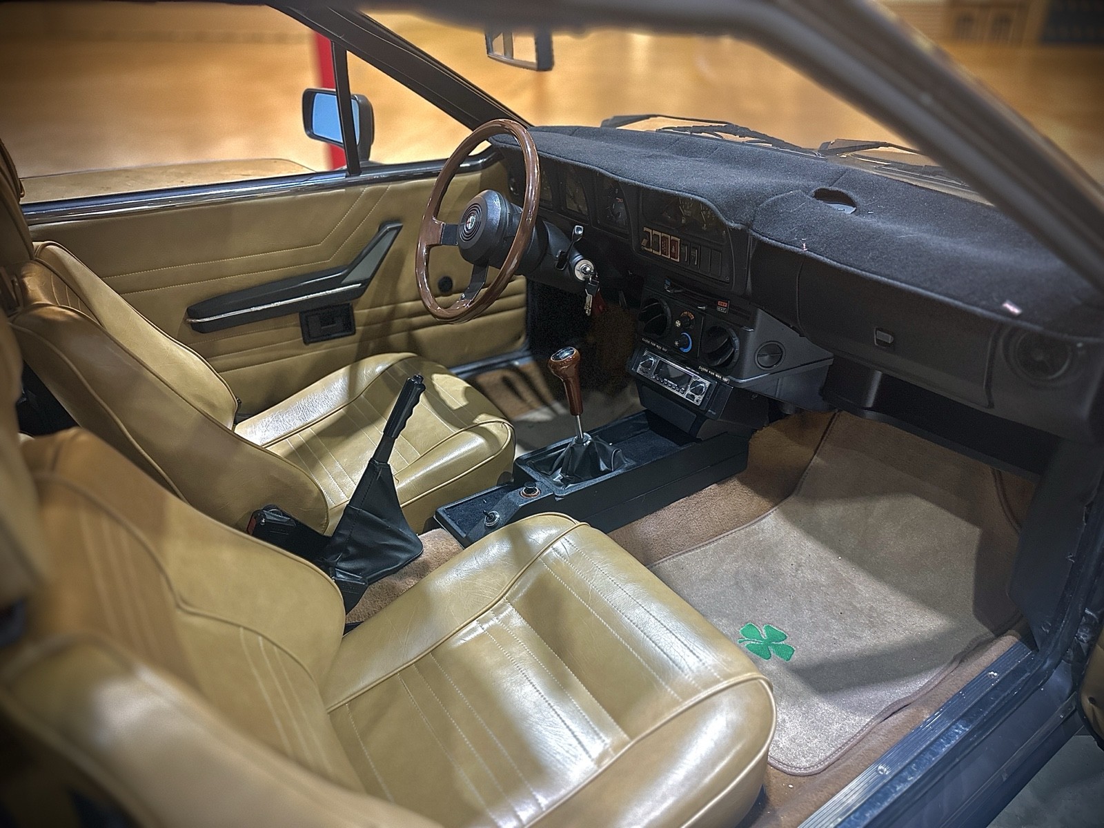 Alfa-Romeo-GTV-1981-10