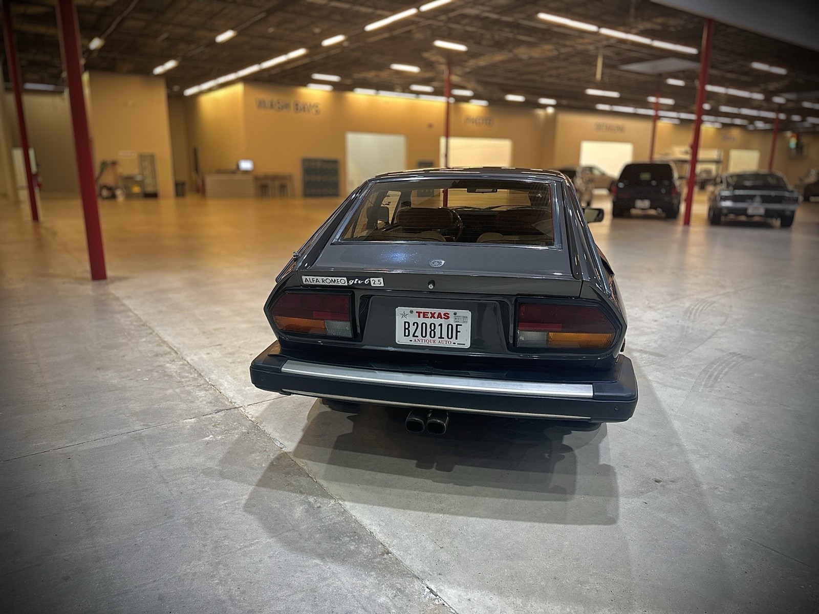 Alfa-Romeo-GTV-1981-3