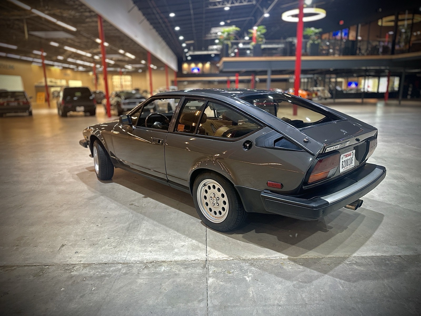 Alfa-Romeo-GTV-1981-4