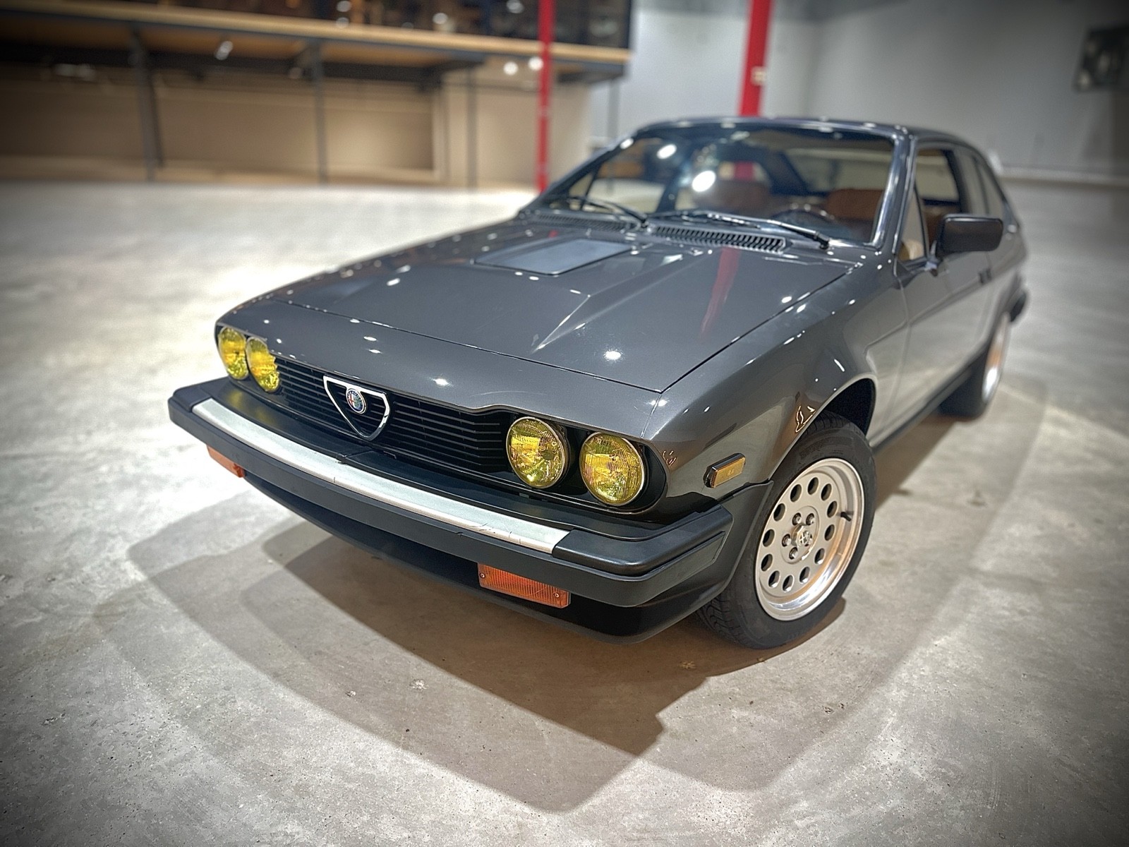 Alfa-Romeo-GTV-1981-5