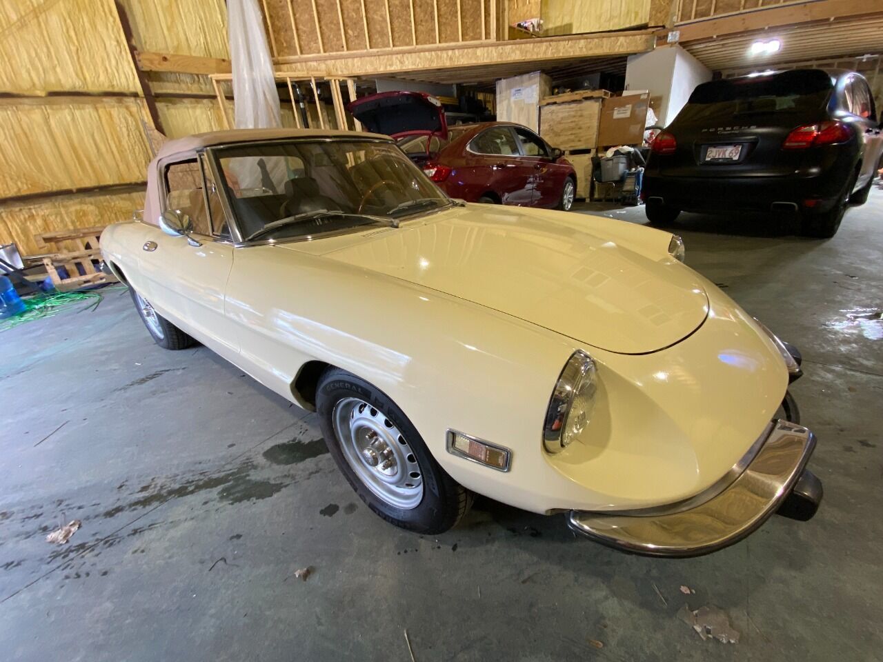 Alfa-Romeo-Spider-1973-Convertible-1