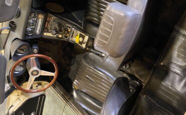 Alfa-Romeo-Spider-1973-Convertible-14