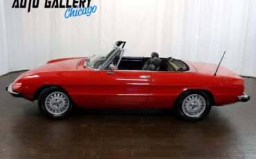 Alfa-Romeo-Spider-1973-Convertible-14