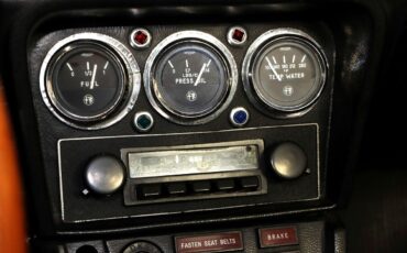 Alfa-Romeo-Spider-1973-Convertible-23