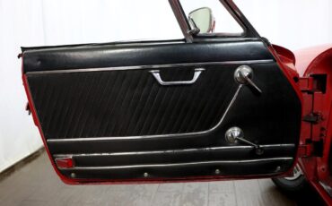 Alfa-Romeo-Spider-1973-Convertible-29
