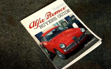 Alfa-Romeo-Spider-1973-Convertible-34