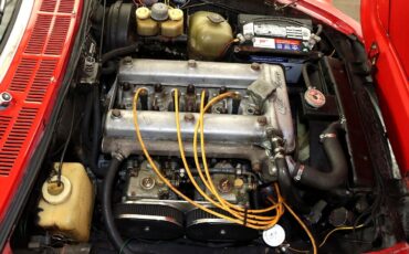 Alfa-Romeo-Spider-1973-Convertible-36