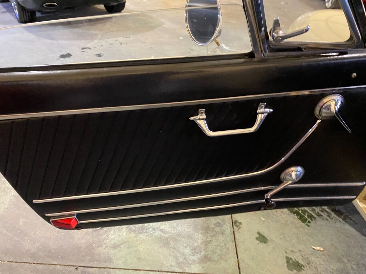 Alfa-Romeo-Spider-1973-Convertible-5