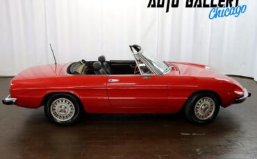 Alfa-Romeo-Spider-1973-Convertible-6