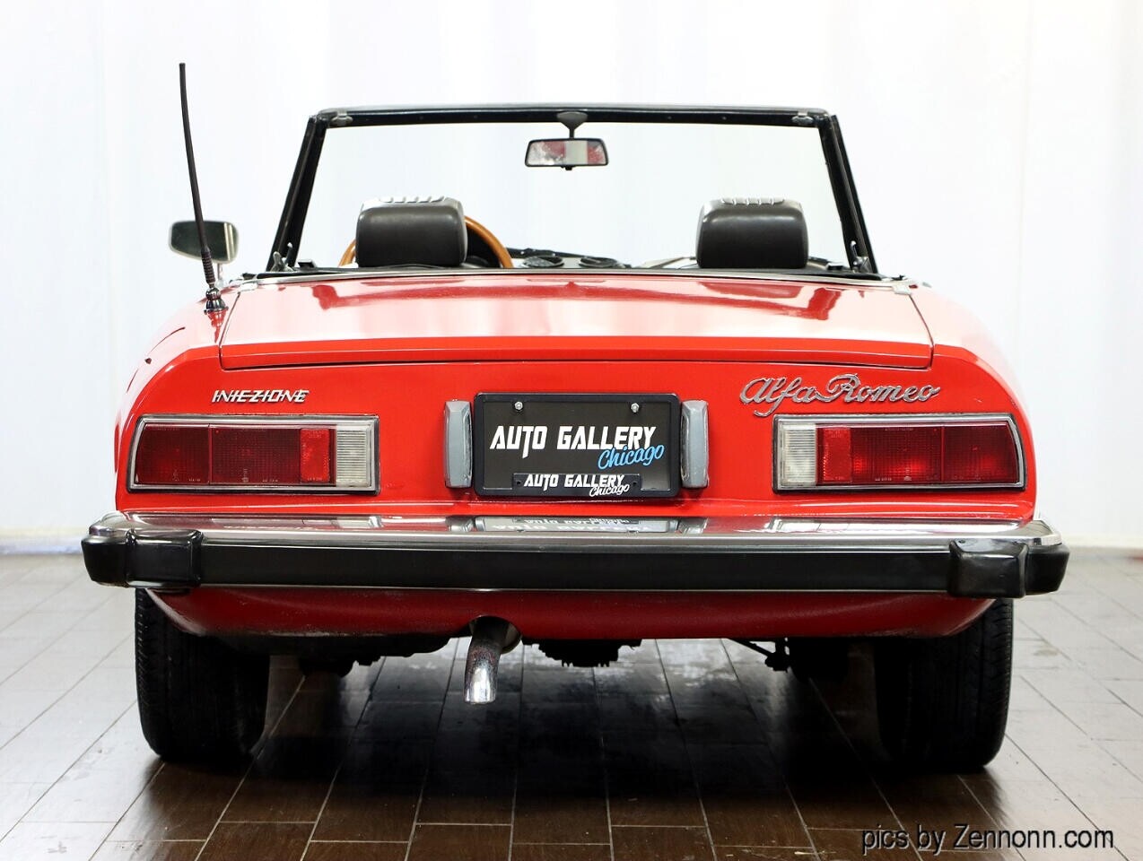 Alfa-Romeo-Spider-1973-Convertible-7