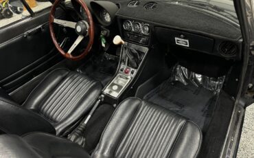 Alfa-Romeo-Spider-1976-Convertible-19