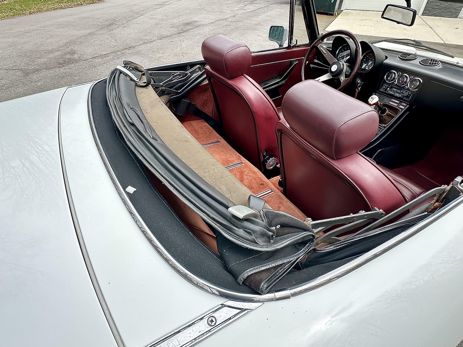 Alfa-Romeo-Spider-1980-EXCELLENT-DRIVER-31