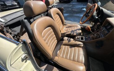 Alfa-Romeo-Spider-1982-Convertible-14